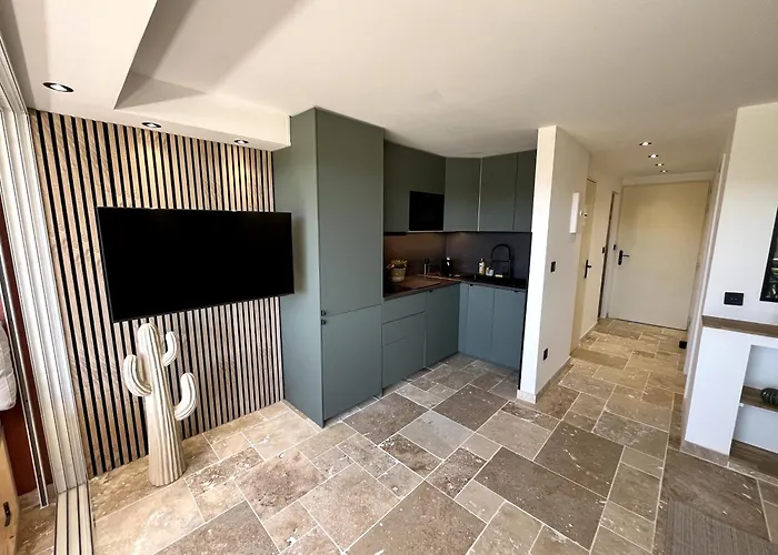 Апартаменты Le Sable Doux *